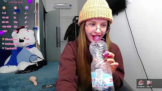 KateJonson online show from 14, 1, 2025