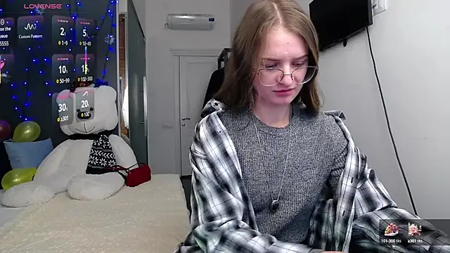 KateJonson online show from 17, 2, 2025