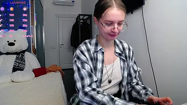 KateJonson online show from 20, 2, 2025