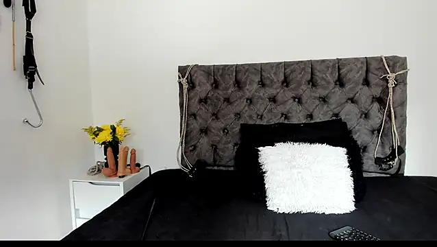 sweet  wild online show from 30, 9, 2025