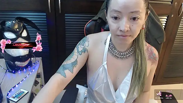 Snapshot of pink-2022 chatting on 23, 4, 2026 pink-2022 online show from 23, 4, 2026