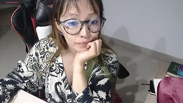 pink-2022 online show from 18, 6, 2026