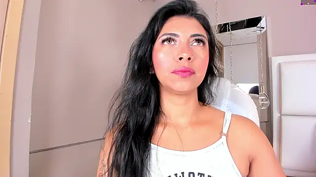 Snapshot of _BunnyNaugthy chatting on 14, 2, 2025 BunnyNaugthy online show from 14, 2, 2025