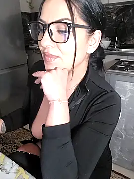 Snapshot of hot-babygirl chatting on 2, 3, 2025 hot-babygirl online show from 2, 3, 2025