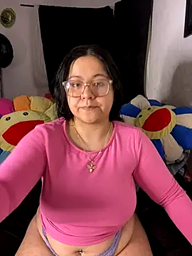 MsConejitaa online show from 25, 11, 2025