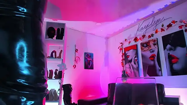 kayilyn online show from 8, 11, 2025