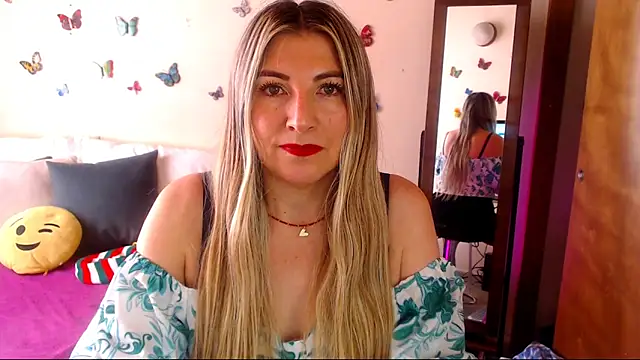 Jolie-Mature online show from 26, 11, 2025