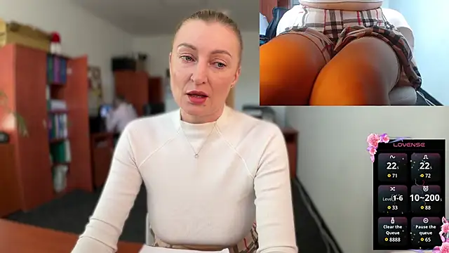 legsLONG online show from 21, 2, 2025