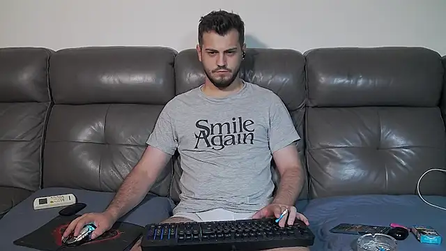 Snapshot of CrazyDom1 chatting on 4, 7, 2026 CrazyDom1 online show from 4, 7, 2026