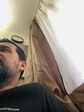 Snapshot of TigerOne19 chatting on 8, 11, 2025 TigerOne19 online show from 8, 11, 2025