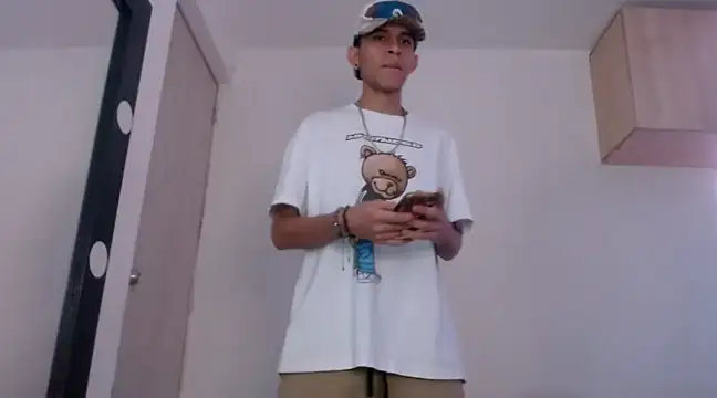Snapshot of Samuel_Suarez chatting on 7, 12, 2024 Samuel Suarez online show from 7, 12, 2024