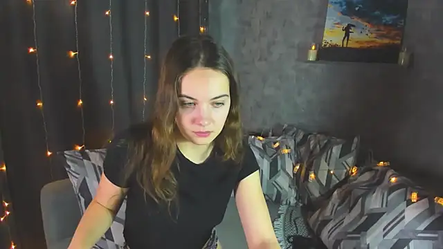 KristinaLoison online show from 2, 2, 2025