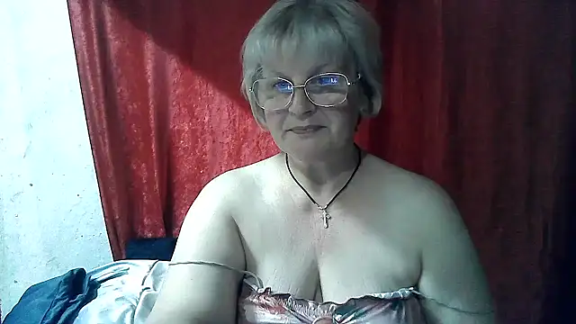 Snapshot of Gina_Marlyn chatting on 18, 4, 2026 Gina Marlyn online show from 18, 4, 2026