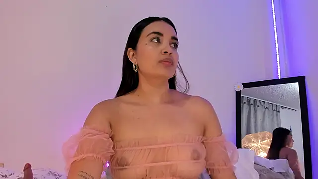 aisha es online show from 19, 1, 2025