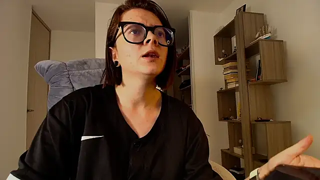 Arya starrk online show from 6, 10, 2025