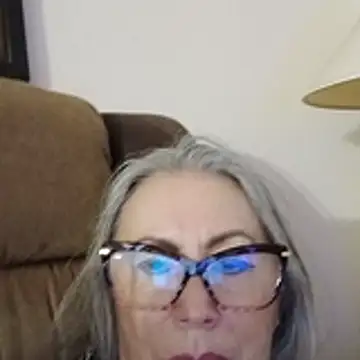 EvaRobinson online show from 28, 10, 2025