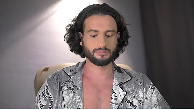 Snapshot of Keen___Luckystrike chatting on 3, 2, 2026 Keen Luckystrike online show from 3, 2, 2026