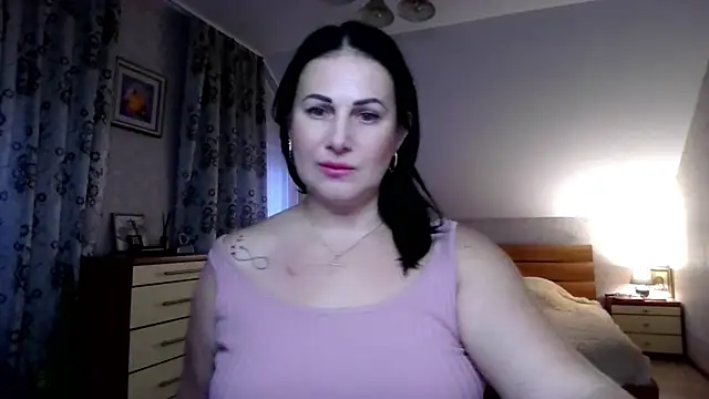 Snapshot of _sarairiti chatting on 25, 11, 2025 sarairiti online show from 25, 11, 2025