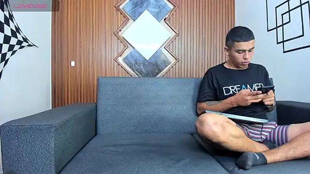 Snapshot of yeckodream chatting on 3, 3, 2025 yeckodream online show from 3, 3, 2025