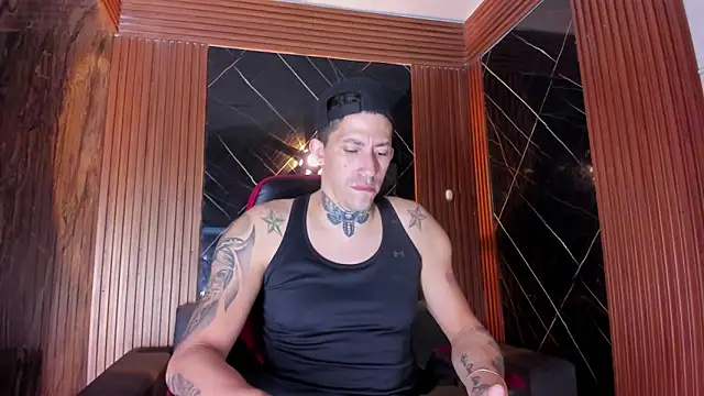 Snapshot of yeckodream chatting on 11, 11, 2025 yeckodream online show from 11, 11, 2025