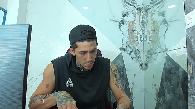 Snapshot of yeckodream chatting on 15, 11, 2025 yeckodream online show from 15, 11, 2025