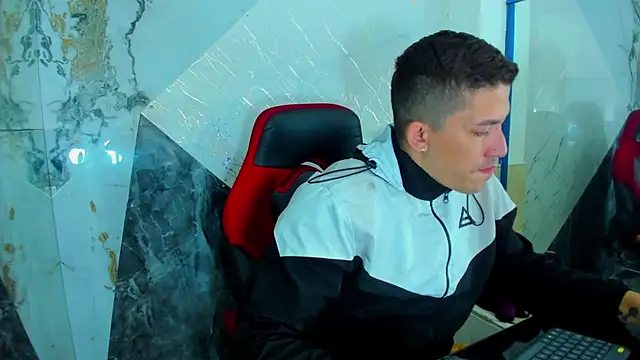 Snapshot of yeckodream chatting on 29, 11, 2025 yeckodream online show from 29, 11, 2025