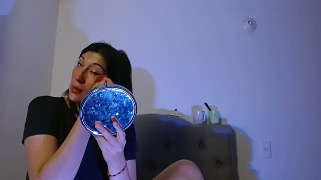 Red-moon1 online show from 11, 2, 2025