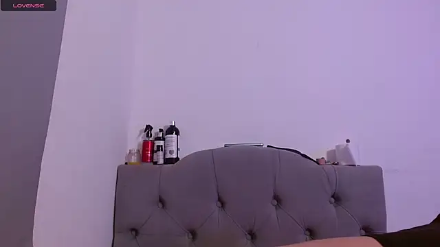 Red-moon1 online show from 18, 2, 2025