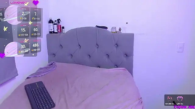 Red-moon1 online show from 12, 3, 2025