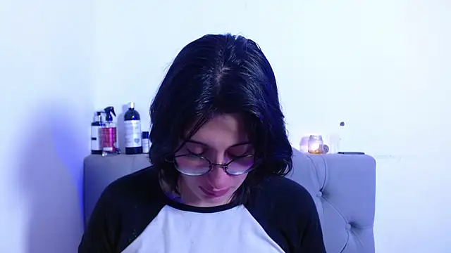 Red-moon1 online show from 20, 3, 2025