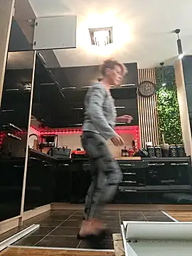 Snapshot of InannaStar chatting on 6, 3, 2025 InannaStar online show from 6, 3, 2025