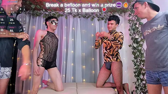 Snapshot of EuphoriaBoys chatting on 6, 12, 2024 EuphoriaBoys online show from 6, 12, 2024