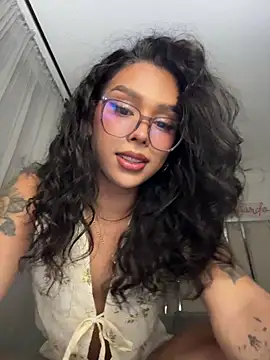 Samantha Bernardo online show from 25, 7, 2026