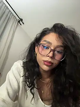 Samantha Bernardo online show from 29, 7, 2026