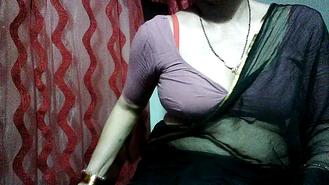 Snapshot of RukminiNew chatting on 18, 4, 2026 RukminiNew online show from 18, 4, 2026