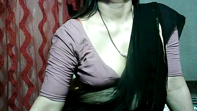 Snapshot of RukminiNew chatting on 18, 4, 2026 RukminiNew online show from 18, 4, 2026