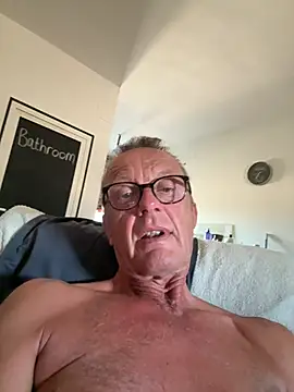 Snapshot of kempsilk chatting on 28, 6, 2026 kempsilk online show from 28, 6, 2026