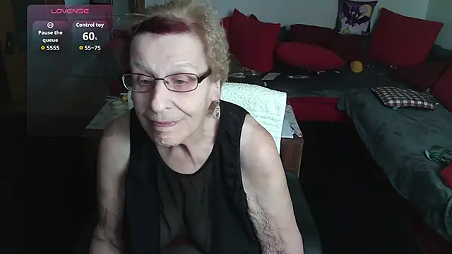 Snapshot of HeisseomaOriginal chatting on 2, 11, 2025 HeisseomaOriginal online show from 2, 11, 2025