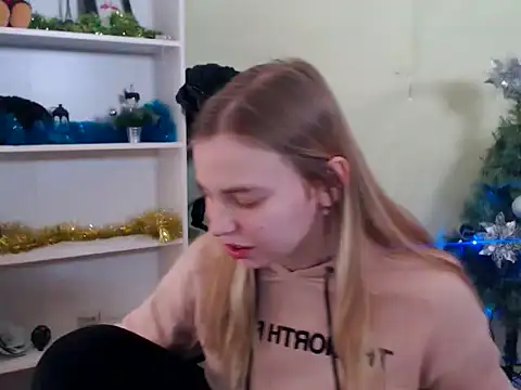 Snapshot of klerkarina chatting on 27, 12, 2024 klerkarina online show from 27, 12, 2024