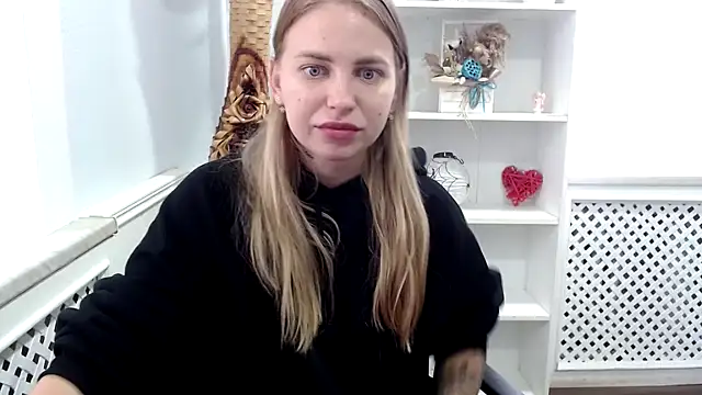 Snapshot of klerkarina chatting on 9, 10, 2025 klerkarina online show from 9, 10, 2025