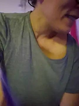 Ellie-L-Elizabeth online show from 21, 11, 2025