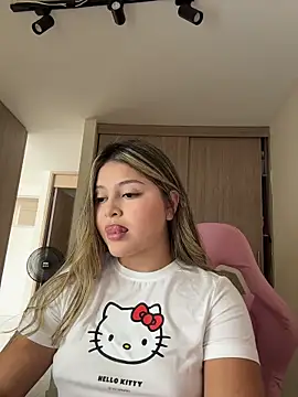 lunablossom  online show from 3, 3, 2026