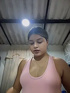 lunablossom  online show from 7, 4, 2026