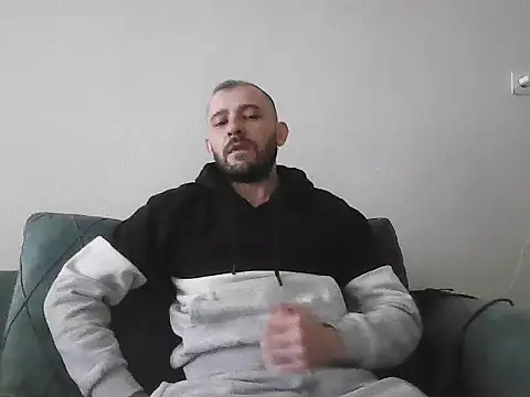 NiiiRvaNaa online show from 23, 2, 2025