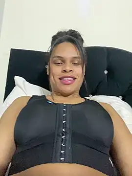 Snapshot of _diamondpamela chatting on 18, 5, 2026 diamondpamela online show from 18, 5, 2026