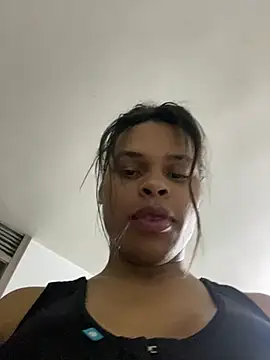 Snapshot of _diamondpamela chatting on 19, 5, 2026 diamondpamela online show from 19, 5, 2026
