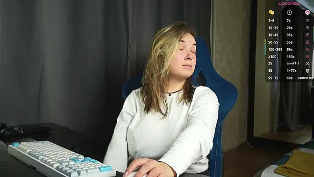 Snapshot of Sandra_SW_ chatting on 3, 5, 2026 Sandra SW online show from 3, 5, 2026