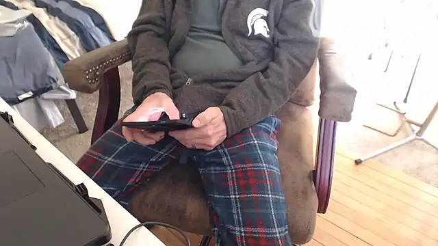 QueenDenizeAndTheCaptain online show from 3, 12, 2024