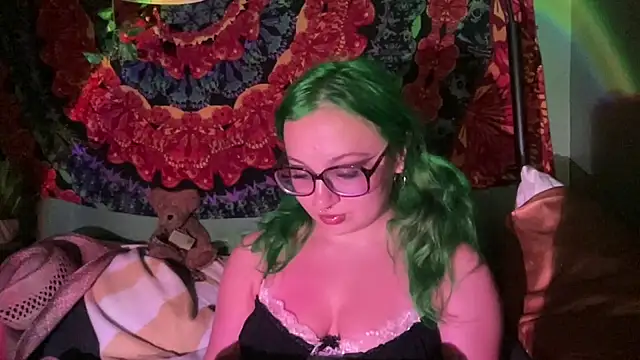 Snapshot of sweetandwet_daddy chatting on 16, 6, 2026 sweetandwet daddy online show from 16, 6, 2026
