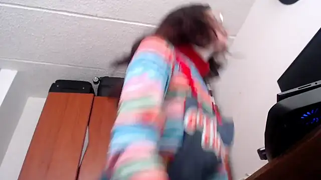 Juls winter  online show from 19, 3, 2025